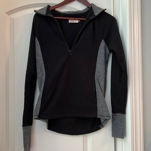 Black and grey fitted quarter zip